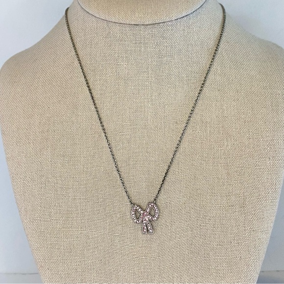 Coach Pink Bow Necklace Swarovski Crystal Silver Tone 16" Adjustable Signed - Picture 2 of 9